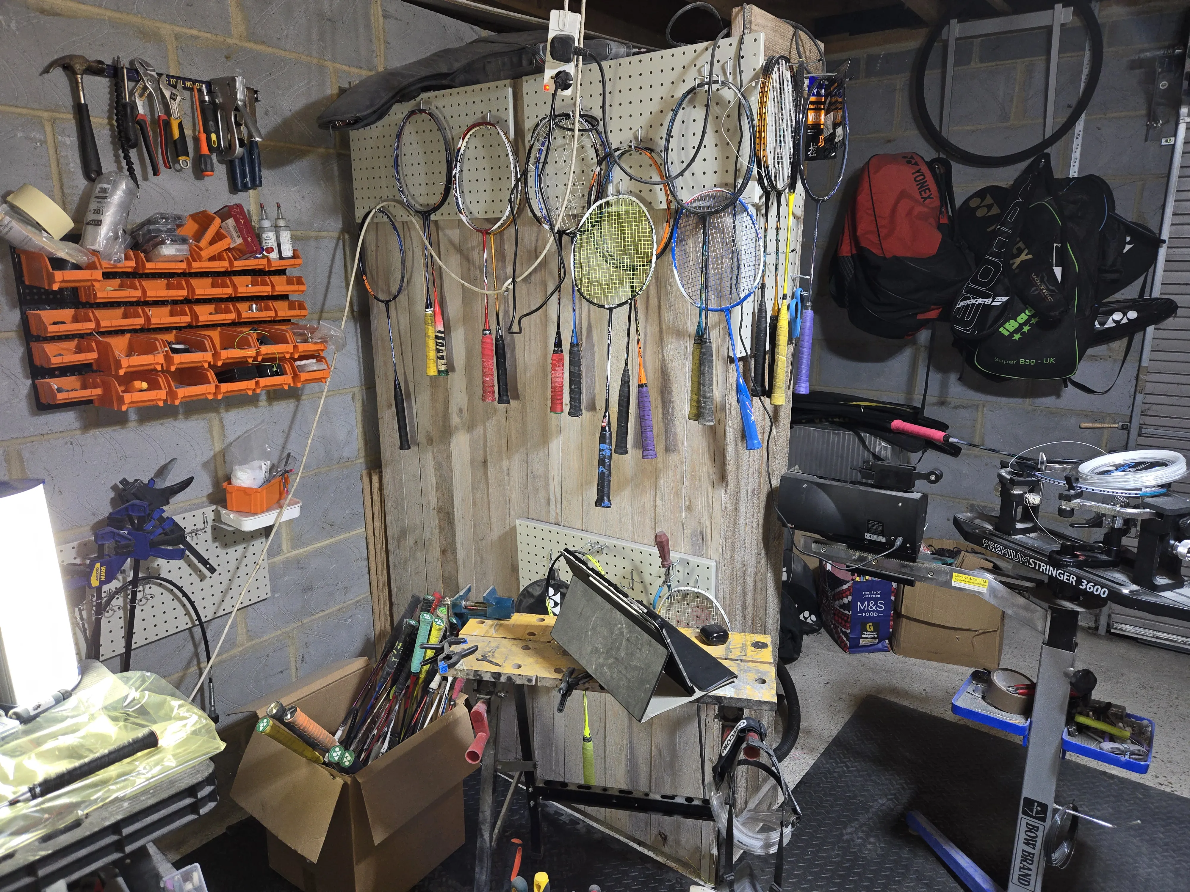 West London badminton restringing service image